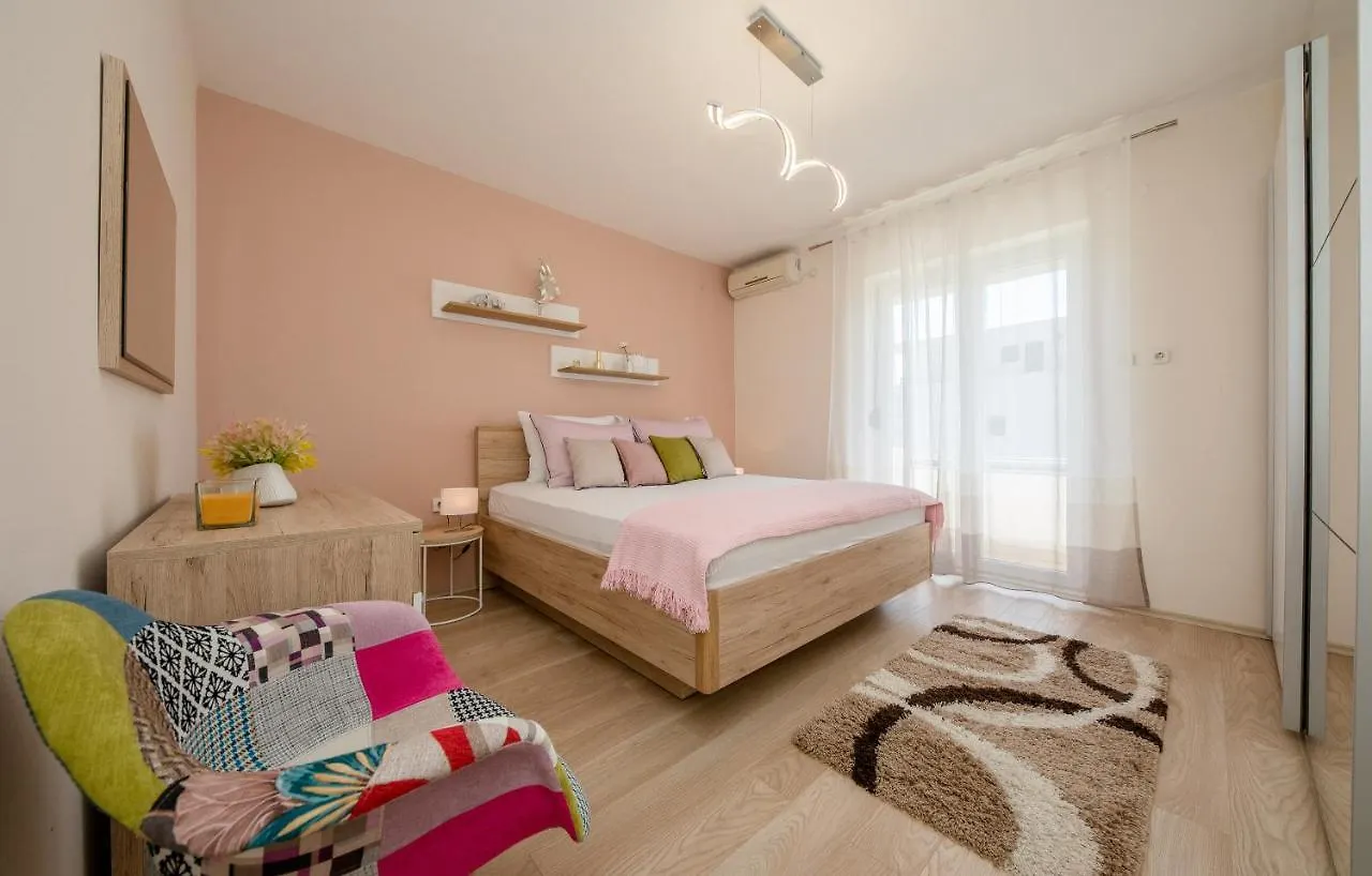 Apartments Luka Rab Town